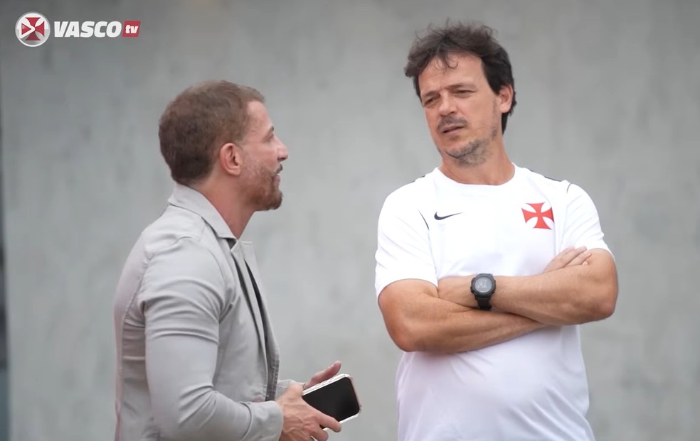 “Fernando Diniz Busca Novo Título e Desafiar a Dominância do Urubu no Carioca”